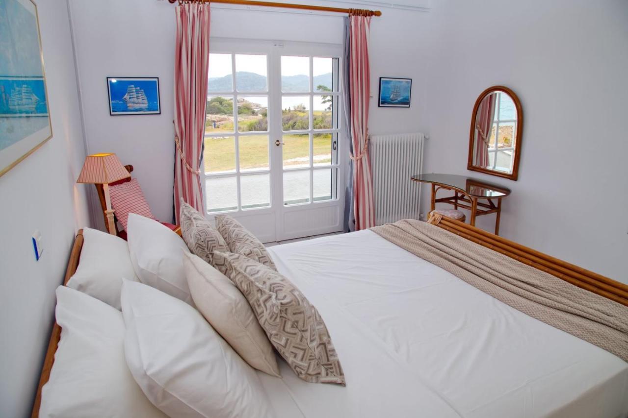 ספצס Aroura Homes 4Br Beachfront Villa מראה חיצוני תמונה