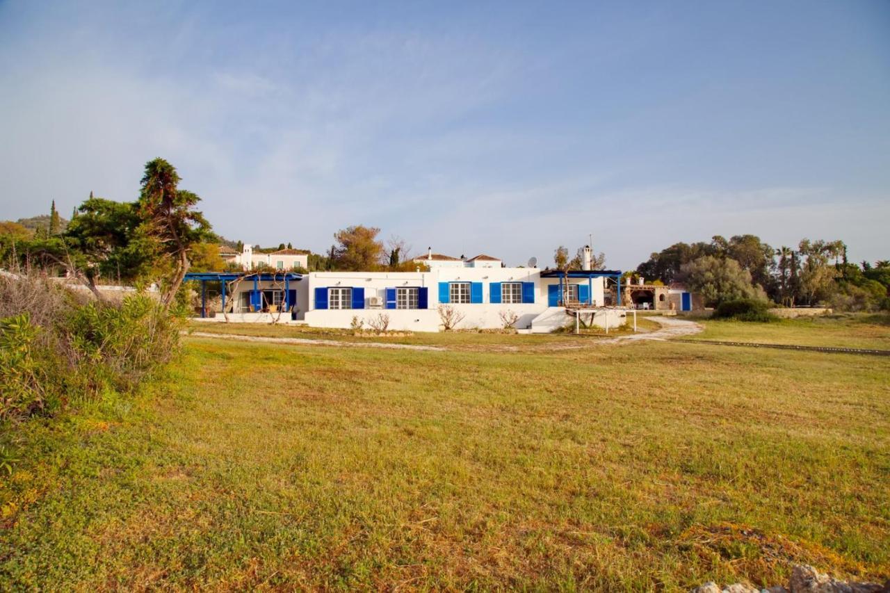 ספצס Aroura Homes 4Br Beachfront Villa מראה חיצוני תמונה